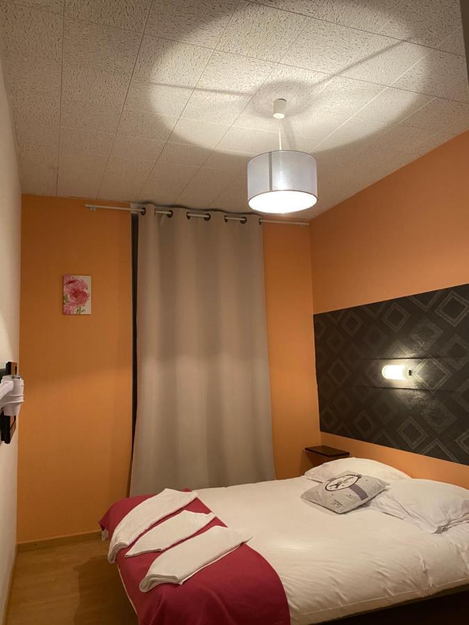 Hotel De Nantes Ла-Бернери-ан-Рец Экстерьер фото
